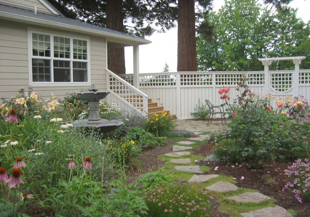 private courtyard with stone pathway